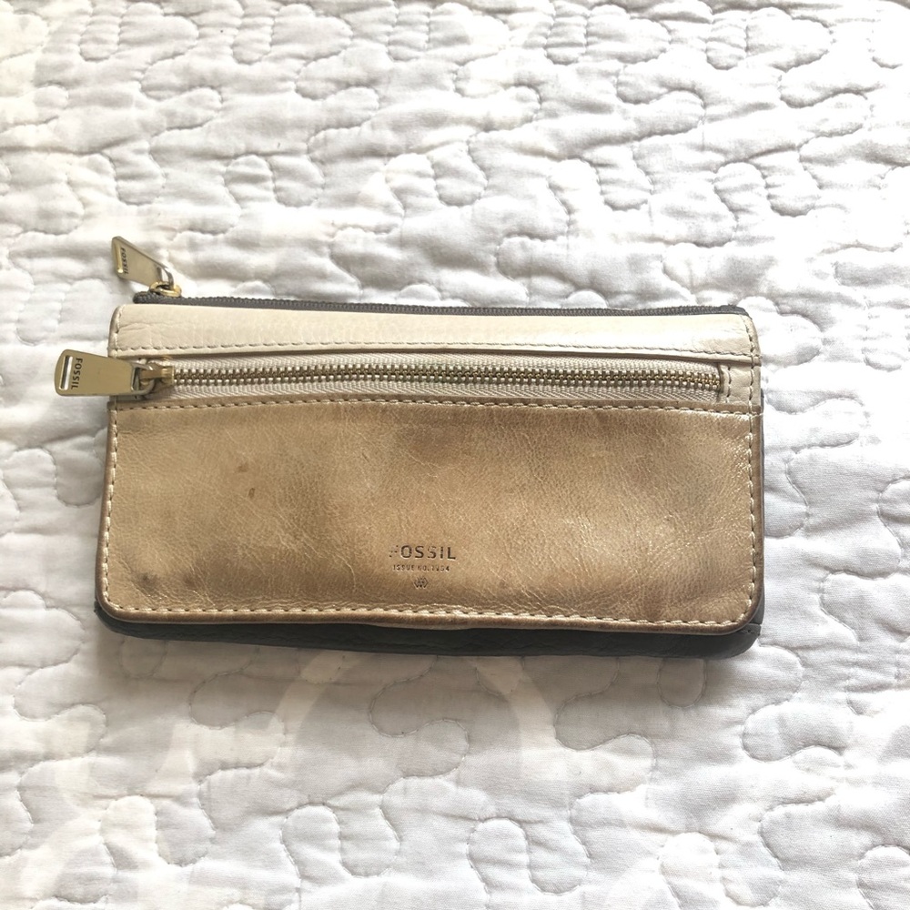 Fossil Leather Wallet